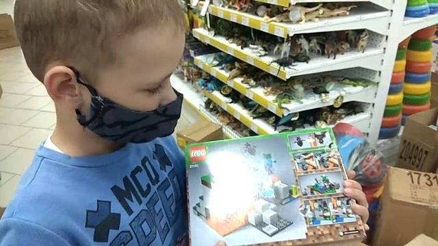 Я купил себе новое Лего Майнкрафт Зомби! /Lego Minecraft Zombie смотреть онлайн