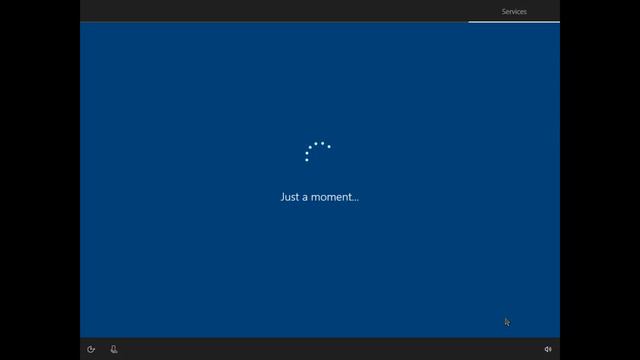 Windows vs Linux (TROMjaro): The Instalation Process смотреть онлайн