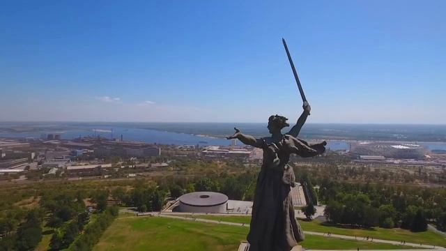 Родина-мать (Волгоград), The Motherland Calls смотреть онлайн