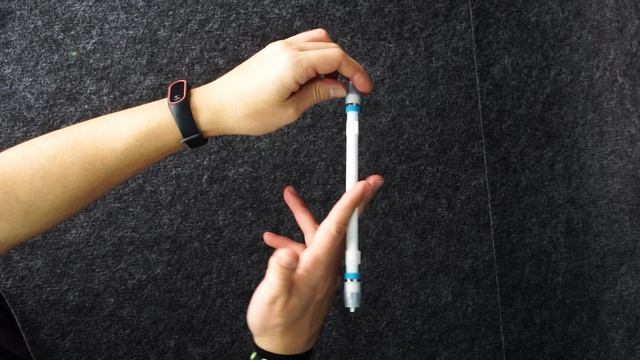 TWISTED SONIC LINK / BEGINNER PEN SPINNING TUTORIAL смотреть онлайн