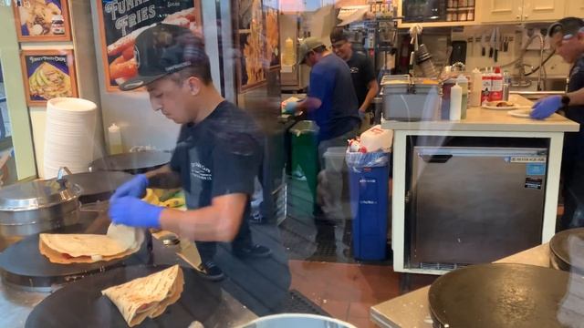 Ах! Какие блинчики?San Francisco смотреть онлайн