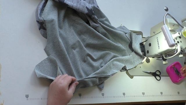 Как сшить детскую толстовку с асимметрией смотреть онлайн