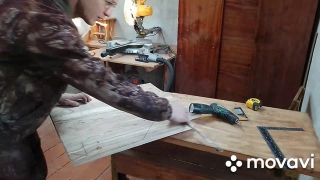 Обеденная зона из вяза. Диван смотреть онлайн