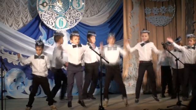 «Новогодняя сказка» в начальной школе смотреть онлайн