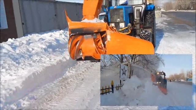 Уборка упавшего с крыши снега на тракторе без ходоуменьшителя