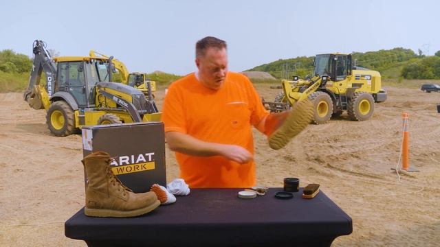 How to Clean and Condition Leather Boots | Leather Boot Care смотреть онлайн