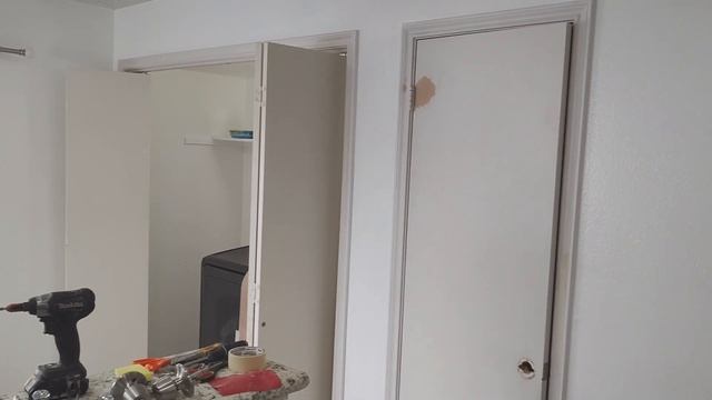 Турник в доме / Красим двери / Переустанавливаем унитаз / Дом в Техасе / DIY remodel / Texas's hous смотреть онлайн