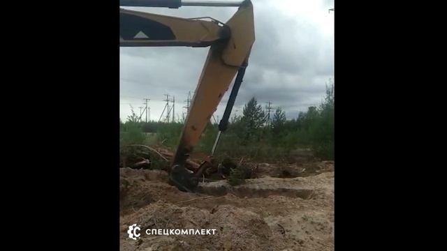 Ковш траншейный 600мм для 20-тонного экскаватора CAT320 работает в Новом Уренгое