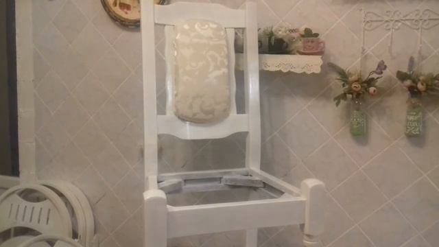 Красим стулья. DIY Реставрация мягкого стула. смотреть онлайн