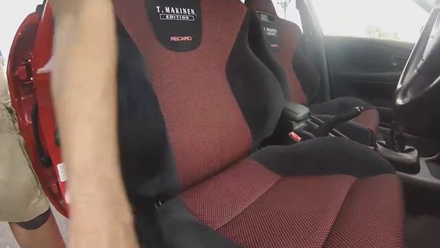 Mitsubishi Lancer Evolution 6 Tommi Makinen Edition - Car Review смотреть онлайн