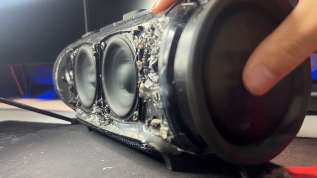 BASS TEST JBL XTREME ?? смотреть онлайн