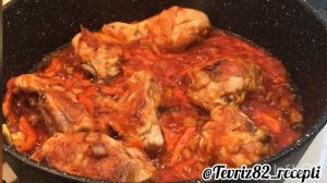 Соус с картошкой и курицей. Готовится легко получается очень вкусно.