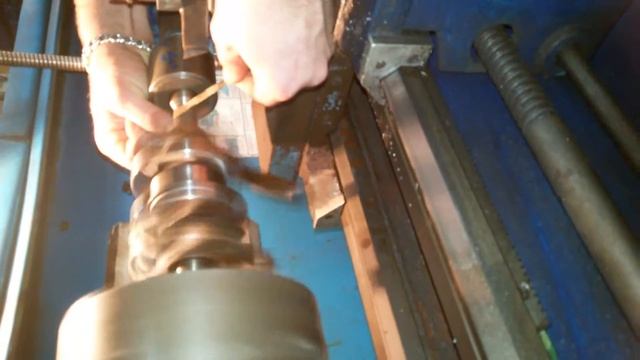 Полировка коленчатого вала на лодочном моторе Yamaha