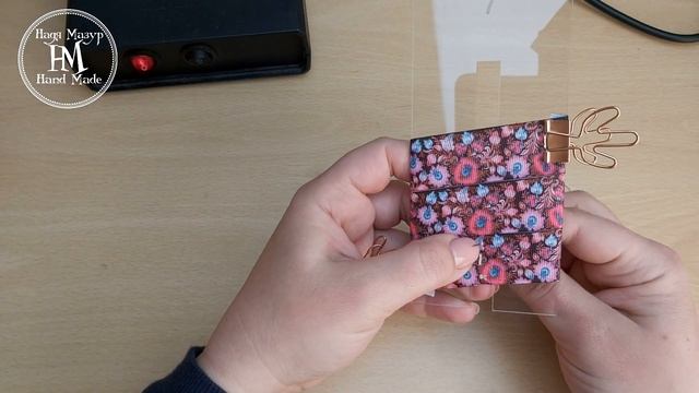 Простой бантик на П-образных шаблонах, с маленьким секретом-уголки. смотреть онлайн