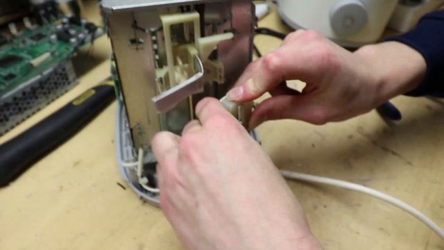 How To Fix Your Toaster Easily For Free смотреть онлайн