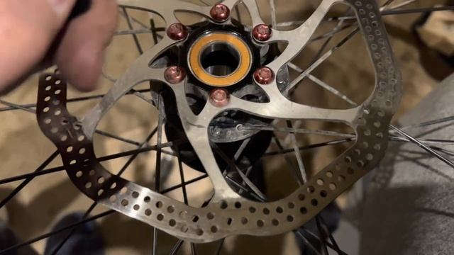 Почему надо обслуживать барабан под кассету в задней втулке на промах как это сделать самостоятельн смотреть онлайн