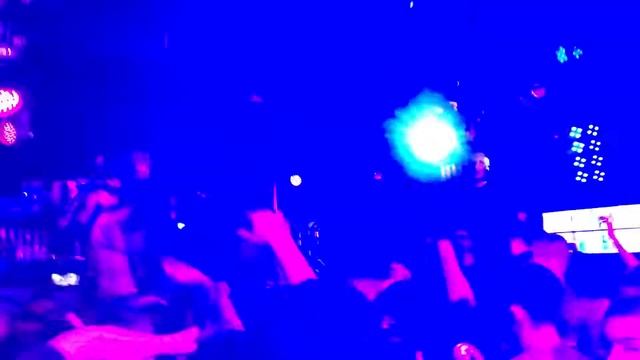 Сидоджи Дубоshit и Грязный Рамирес - Assholes do not burn [live Minsk] смотреть онлайн