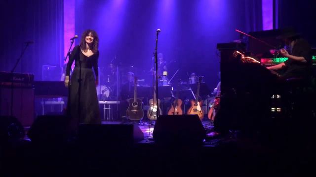 Helena Josefsson & Christoffer Lundquist - Broken Angel (Doldisar Frontar Live In Malmö 12 April 20