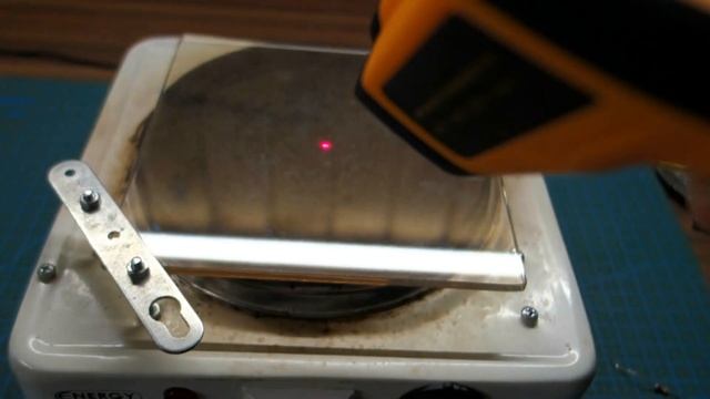 Самодельный цифровой термометр на ATtiny13 смотреть онлайн