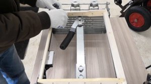 Станок для натяжки проволоки на рамки с электроприводом