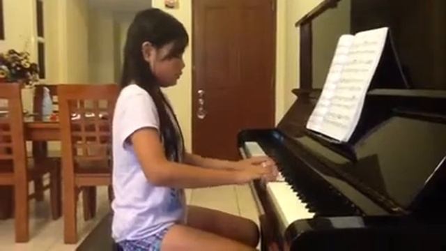 Nguyễn Vũ Hà My, Майкапар. Соч 33 Вальс смотреть онлайн