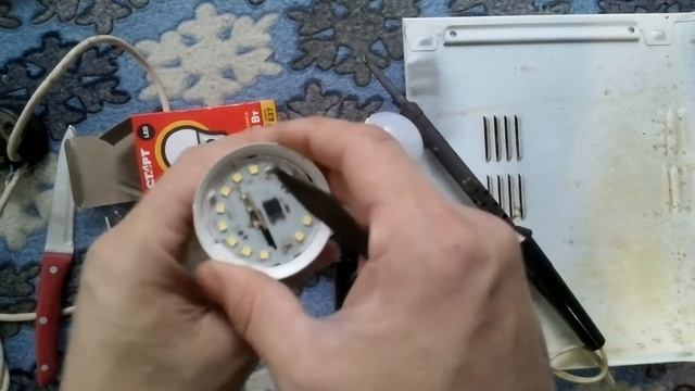 Ремонт светодиодной энергосберегающей лампочки. смотреть онлайн