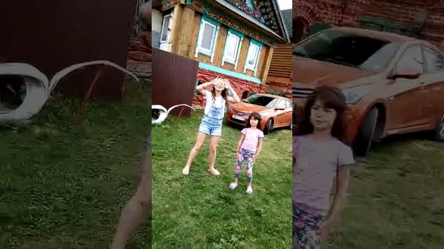 Танец под популярные песни!) смотреть онлайн