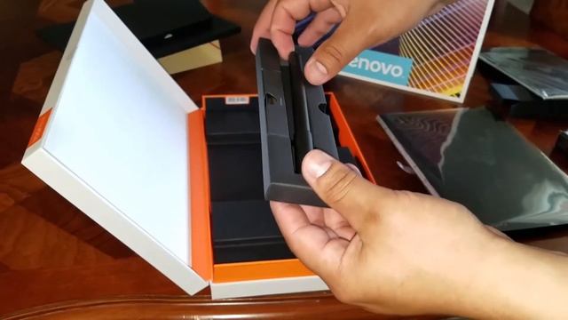 YOGA BOOK OFFICIAL UNBOXING AND FIRST IMPRESSIONS смотреть онлайн