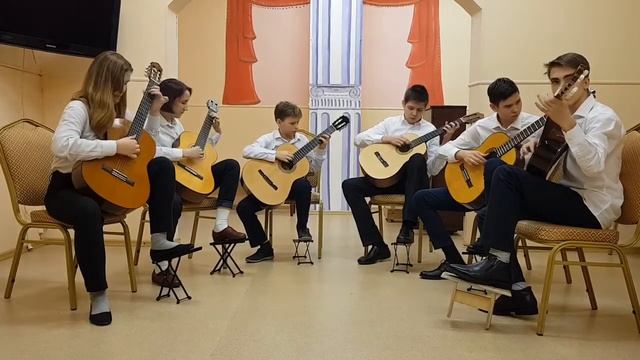 Испанская народная песня «Моренита» - Ансамбль гитаристов «Сангита» смотреть онлайн