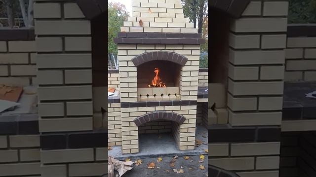 Мангал камин из белого кирпича Родной Очаг
