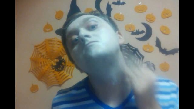 Сладость или гадость, грим скелета на Хэллоуин смотреть онлайн