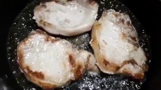 Как правильно и вкусно пожарить мясо... смотреть онлайн