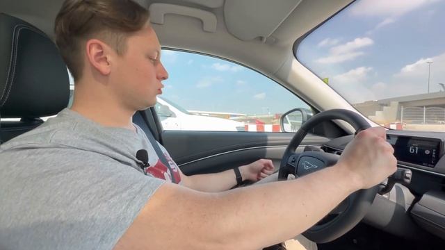 Обзор электроавтомобиля Ford mustang Mach-E смотреть онлайн