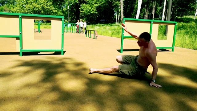 #Тренировка #Капоэйра #спортплощадка смотреть онлайн