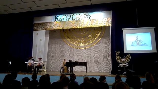"Кубинский танец" на выпускном в ДШИ г. Мирный смотреть онлайн