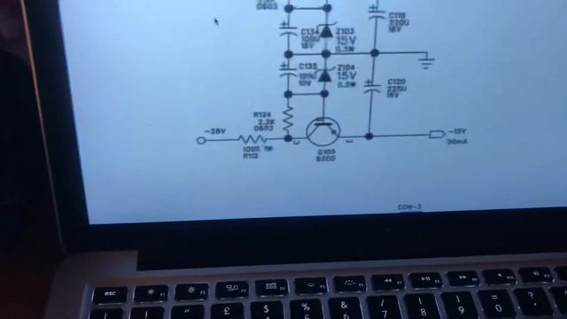 Mackie Thump 15A "red overload led always on" problem [SOLVED] смотреть онлайн
