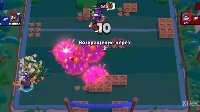 Играю в Brawl Stars на Football field смотреть онлайн