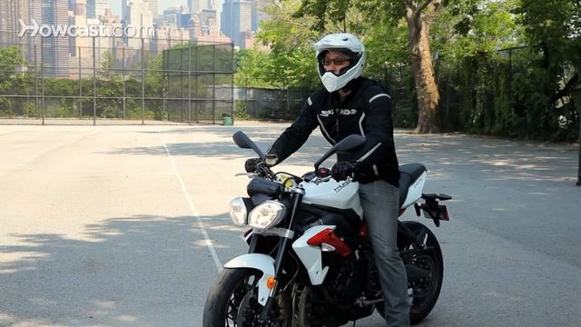 How To Start & Stop A Motorcycle | Motorcycle Riding