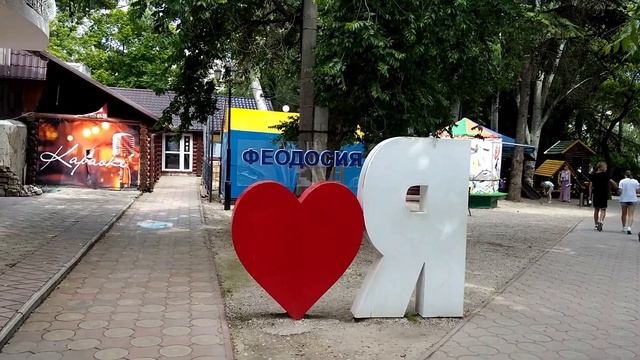 Крым Феодосия. Центр. Лето.(микс)/УЛОЧКИ ФЕОДОСИИ | #Назукина #Земская #Сквер_Пушкина #Набережная смотреть онлайн