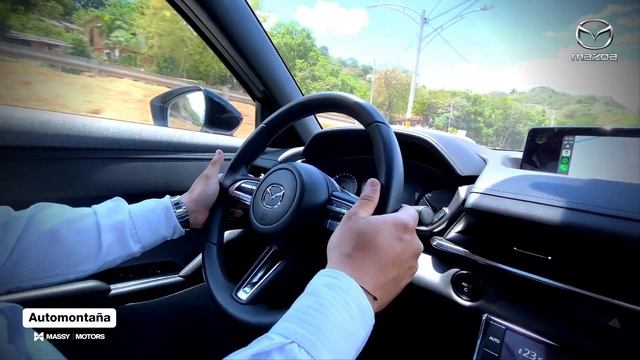 Mazda MX-30 Prueba de consumo Medellín - Santa Fe de Antioquia смотреть онлайн