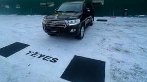 LC200 после T200. Вот теперь не стыдно за комплектацию. (Toyota+ZEN+Koito+Focal+Tayes+BMW+T200)