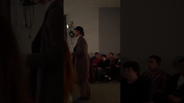 Спектакль по пьесе М Булгакова «Сны Бег» роль Голубков смотреть онлайн