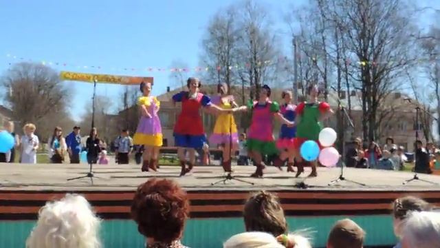 Завалинка - танец Акварель г. Грязовец рук. Ольга Раскатова смотреть онлайн