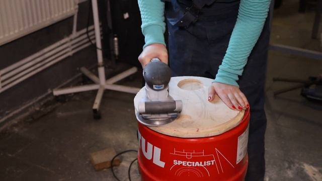 Барный Стул из Бочки [Bar Stool from the Barrel] смотреть онлайн