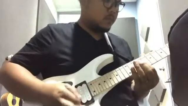Ibanez Pgm Mikro Paul Gilbert смотреть онлайн
