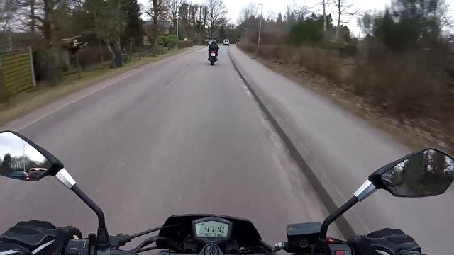 LET'S KICKSTART 2017 SEASON!! SUZUKI BANDIT & KAWASAKI ZXR 400 смотреть онлайн