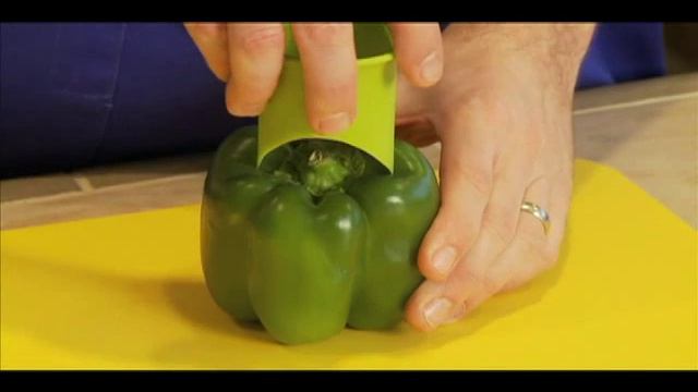 Progressive Pepper Corer - Food Prep Demo смотреть онлайн
