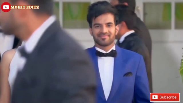 Aankhon Me Aansu Leke Hoton Se Muskuraye  Very Sad Whatsapp Status Female Version // MOHIT EDITZ //