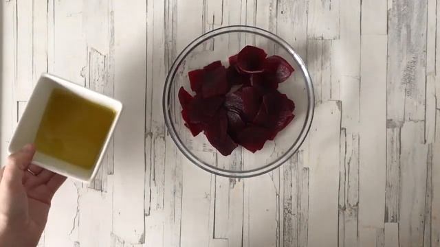 Свекольный салат с моцареллой и рукколой смотреть онлайн