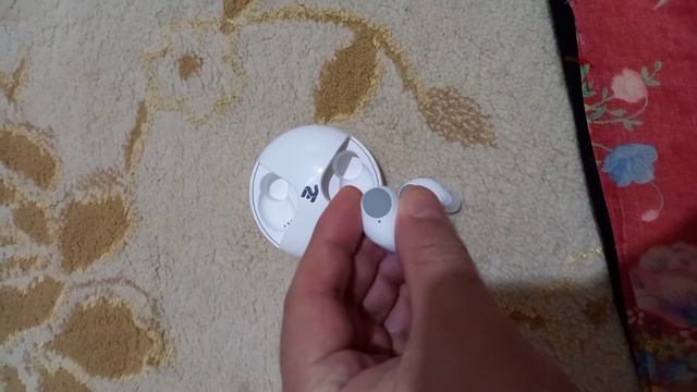 Блютуз наушники RainDrops, подключается отдельно. смотреть онлайн